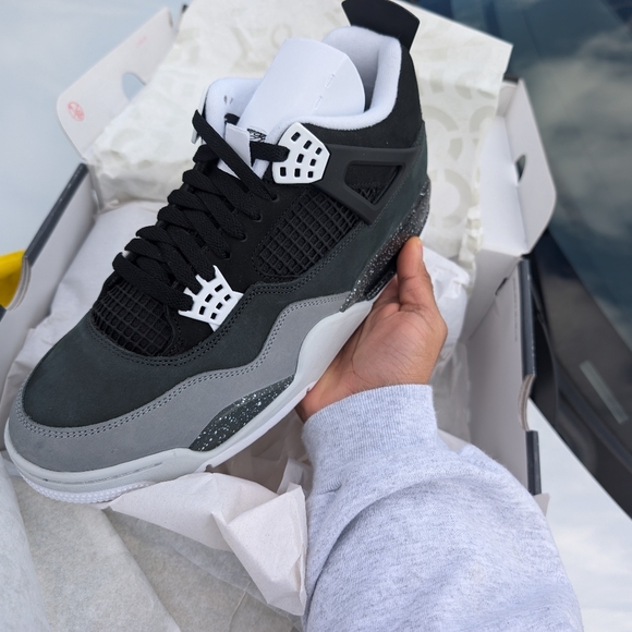 Air Jordan 4s Fear - Picture 6 of 6
